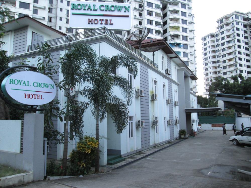 Royal Crown Hotel Γιανγκόν Εξωτερικό φωτογραφία